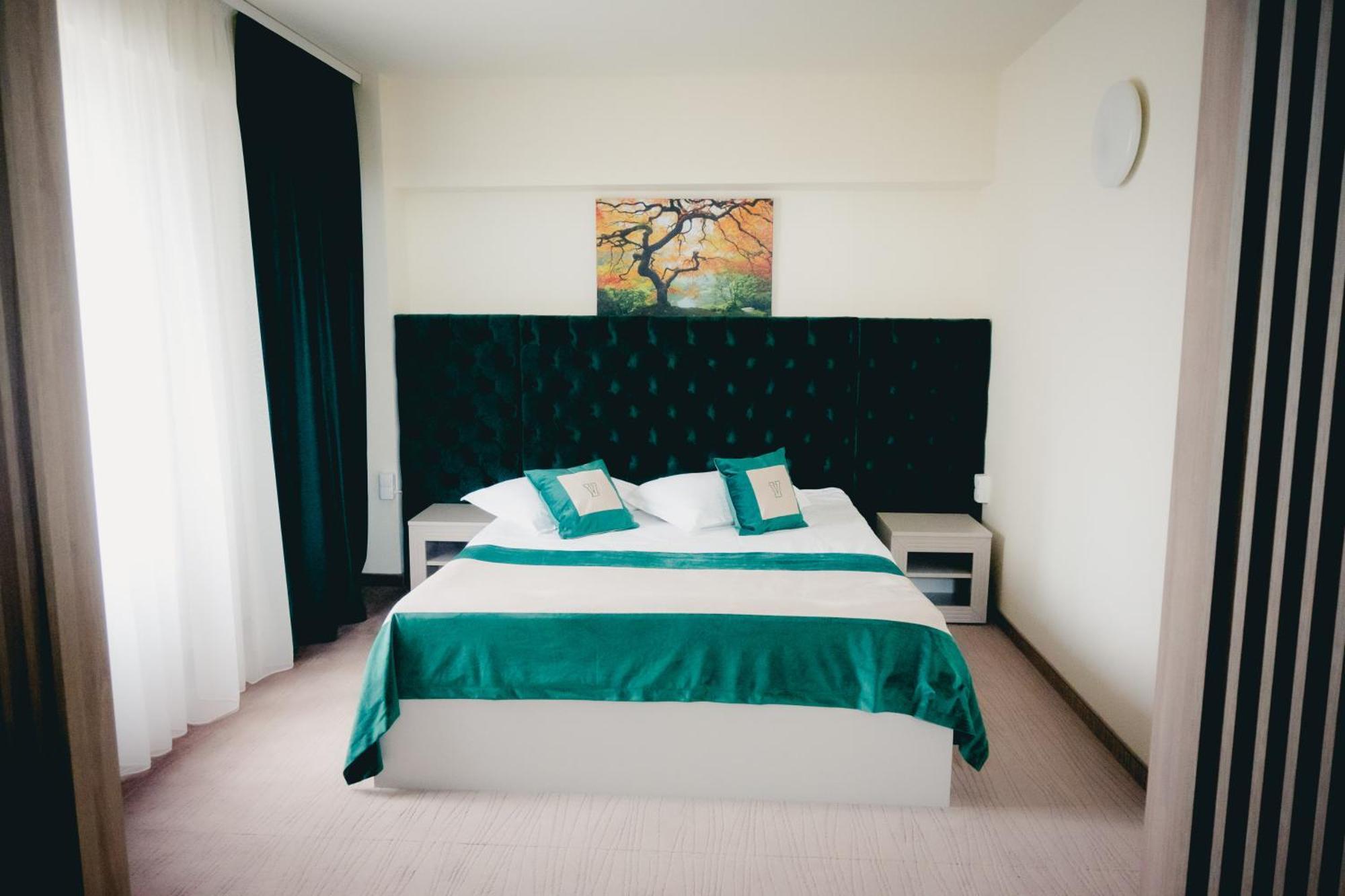 Hotel Valahia Targoviste Buitenkant foto