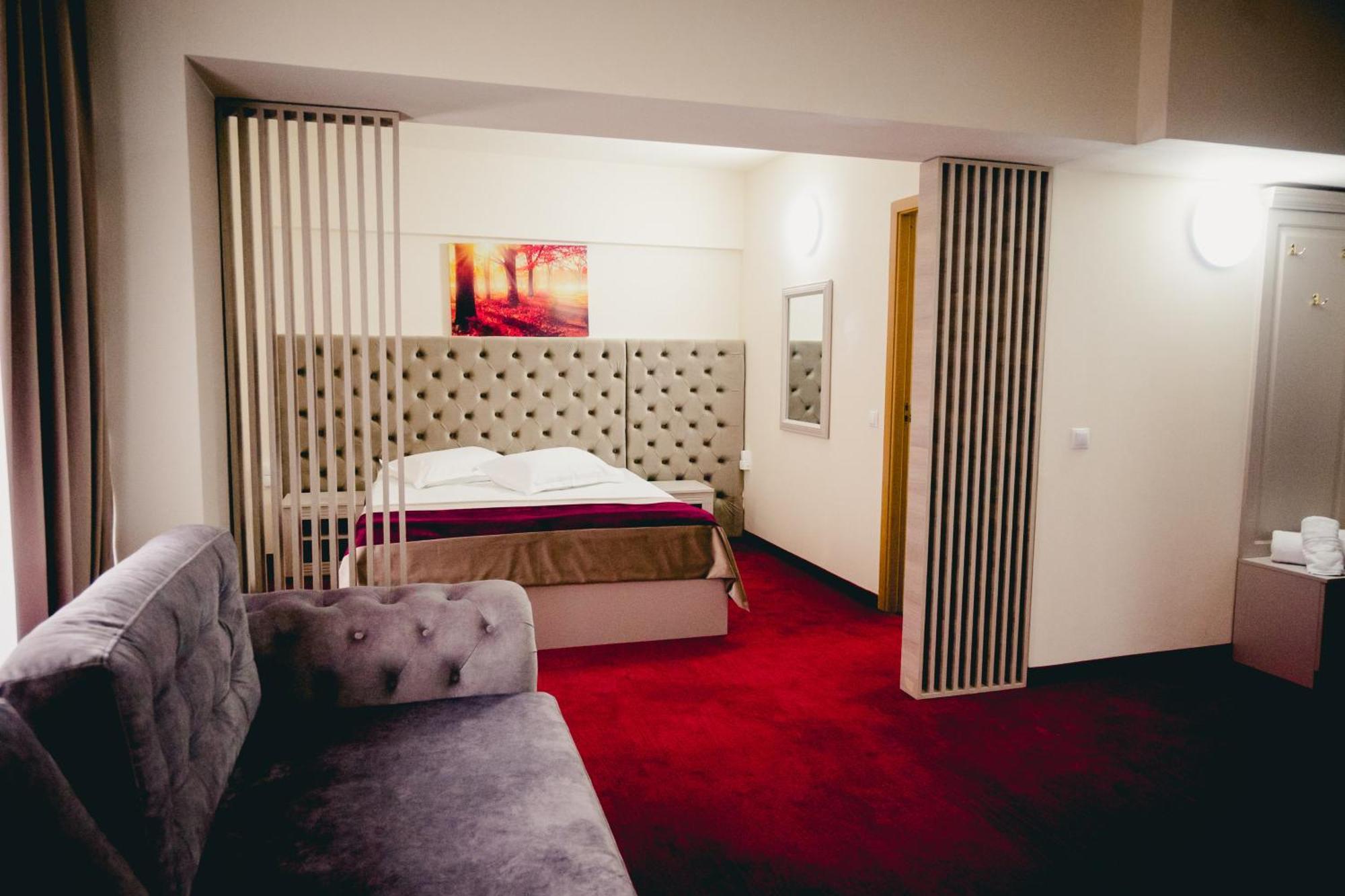 Hotel Valahia Targoviste Buitenkant foto