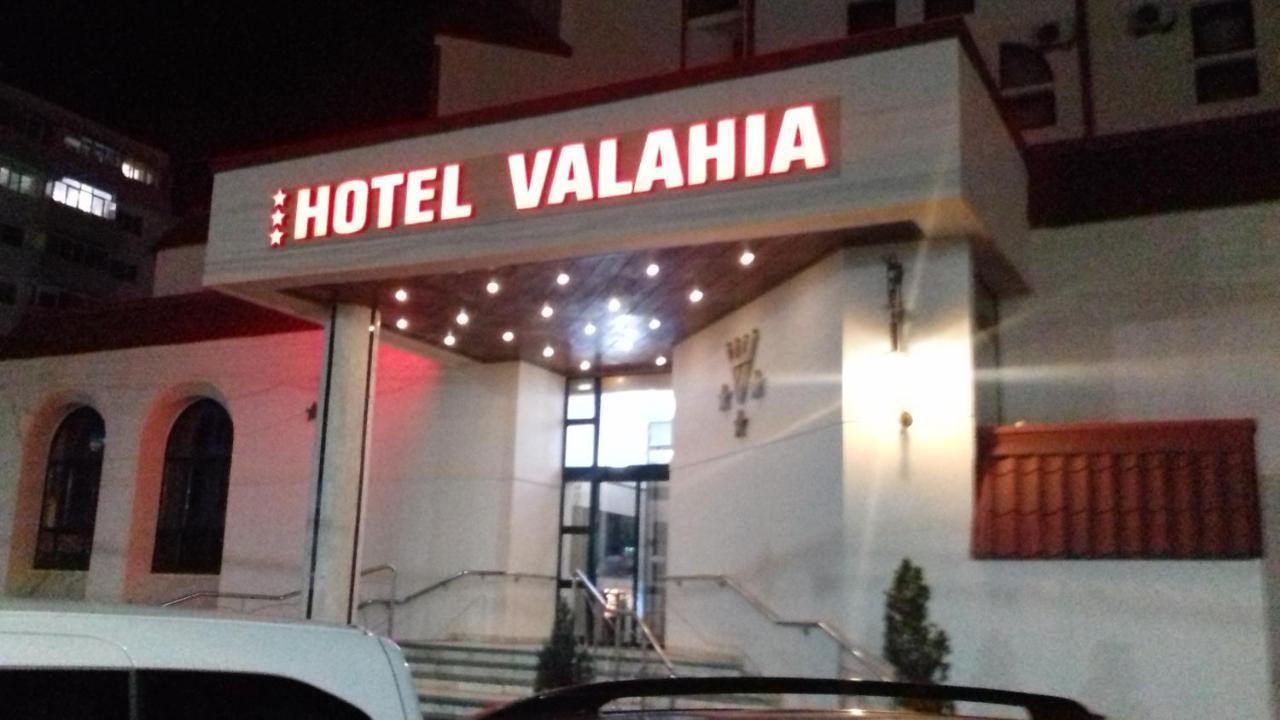 Hotel Valahia Targoviste Buitenkant foto